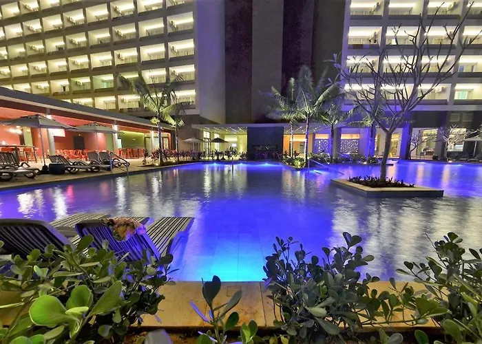 Hot Beach Suites Olimpia Resort